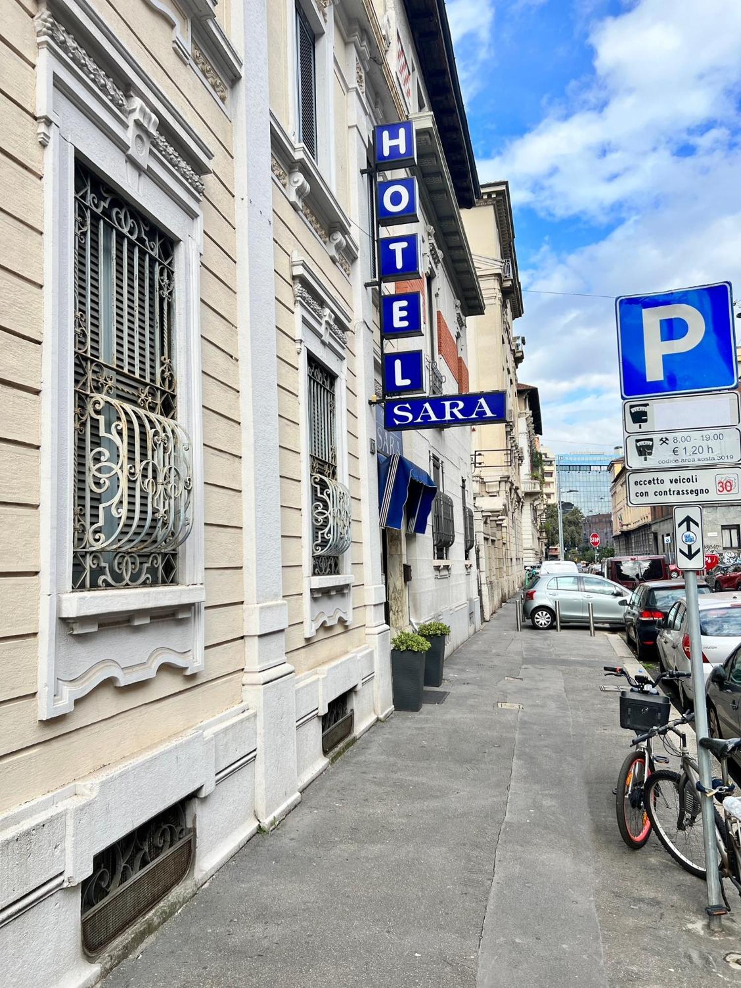 Hotel Sara Milão Exterior foto