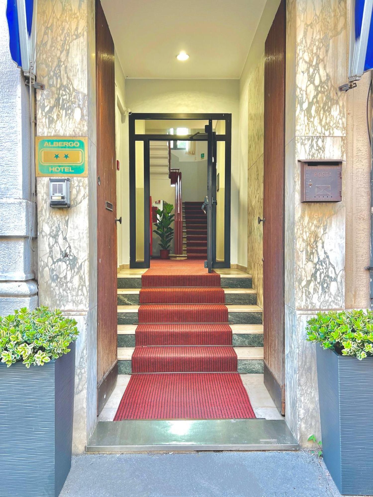 Hotel Sara Milão Exterior foto